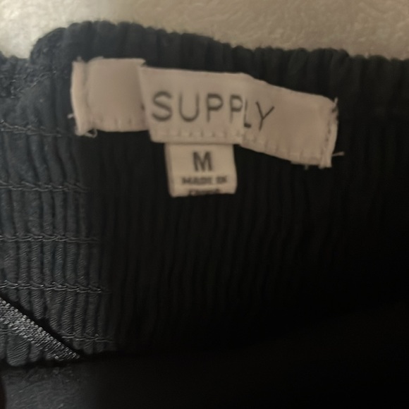 Size M - Picture 2 of 2